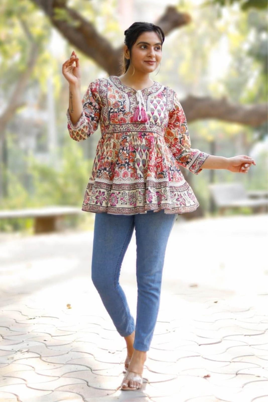 SHORT ROUND KURTI
