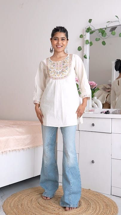 SHORT STRAIGHT KURTI