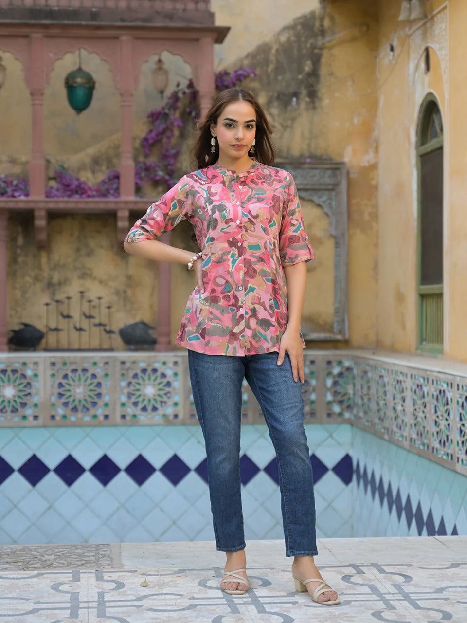 SHORT STRAIGHT KURTI