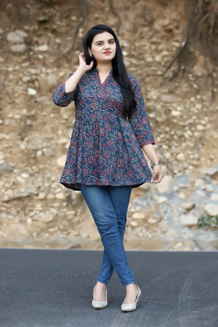 SHORT ROUND KURTI