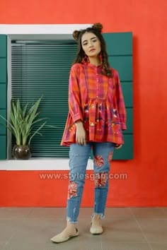 SHORT ROUND KURTI