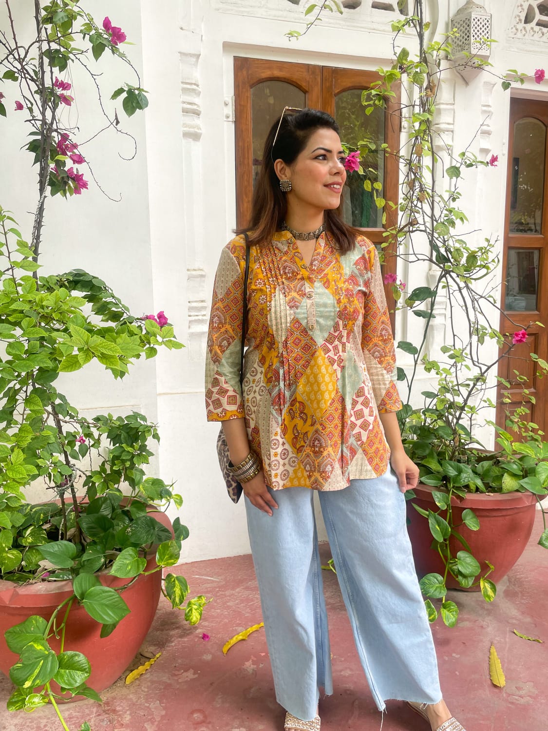 SHORT STRAIGHT KURTI